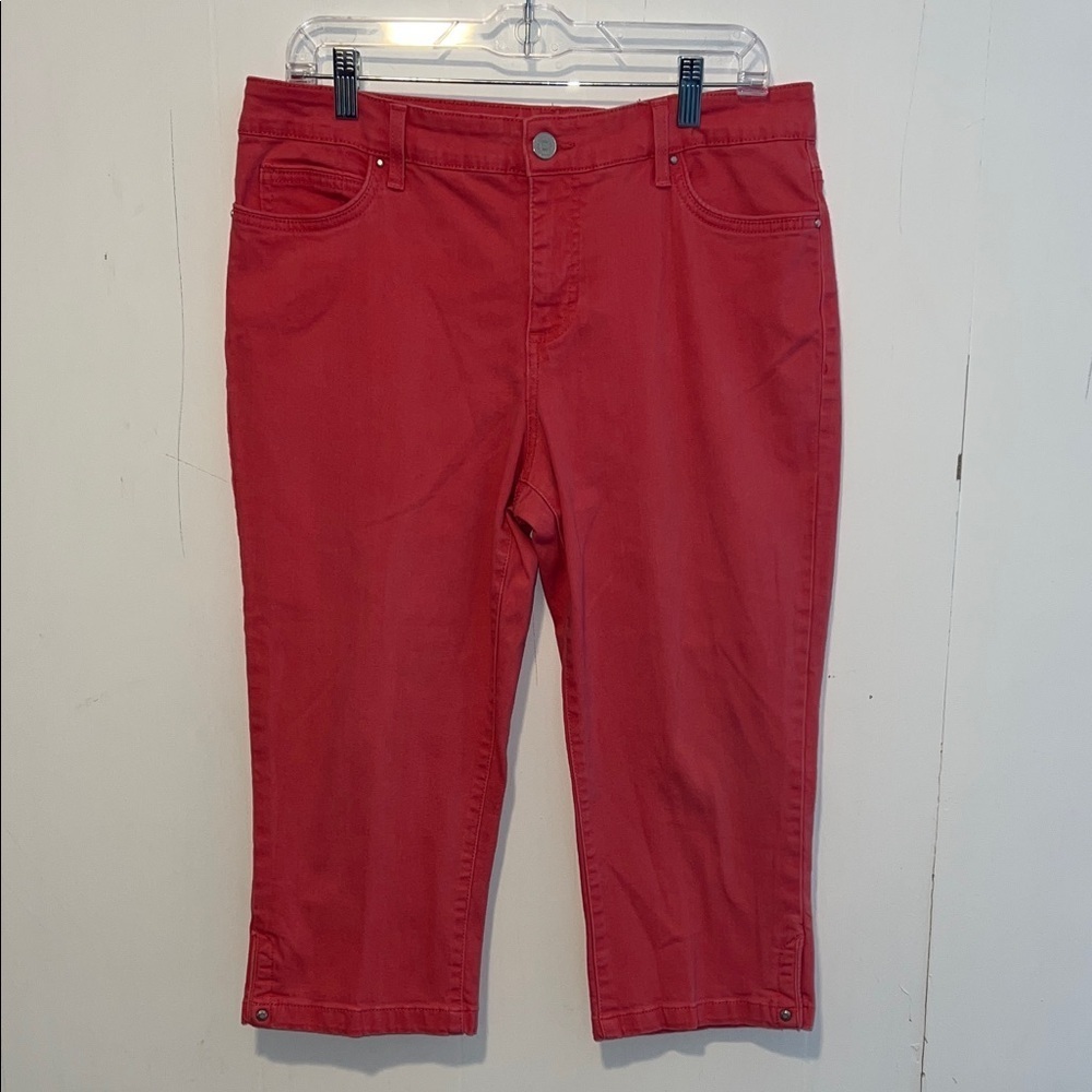 Bandolino Women's Cropped Red Jeans P